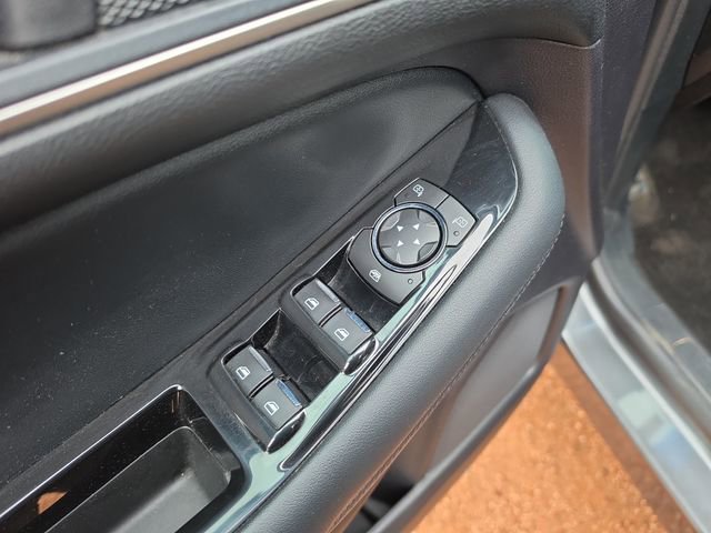 Used 2019 Ford Edge SEL w/ Equipment Group 201A AWD/4WD image 21