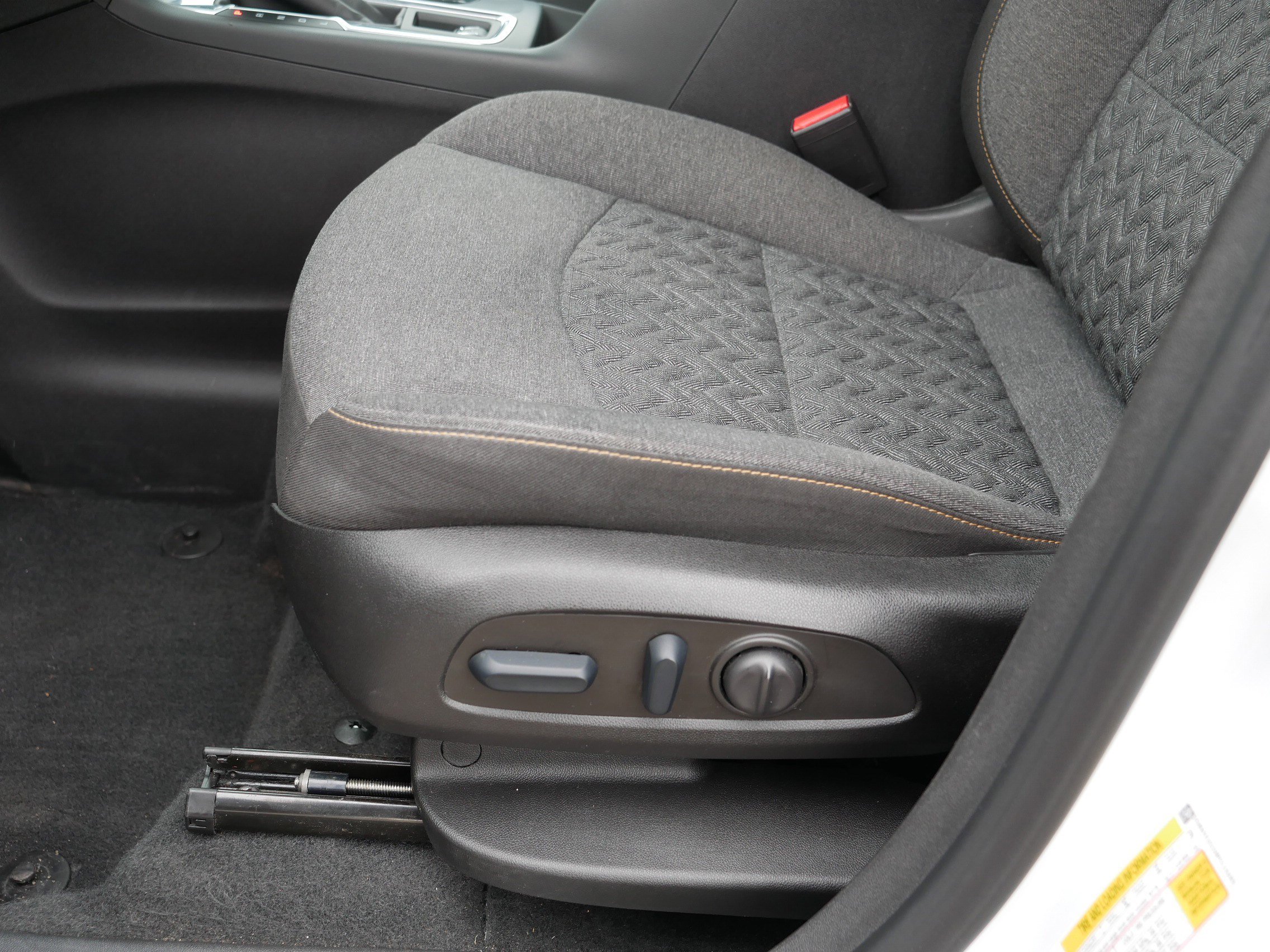 Used 2023 Chevrolet Equinox LT image 20