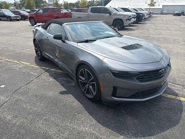 Used 2021 Chevrolet Camaro LT w/ Technology Package RWD image 46