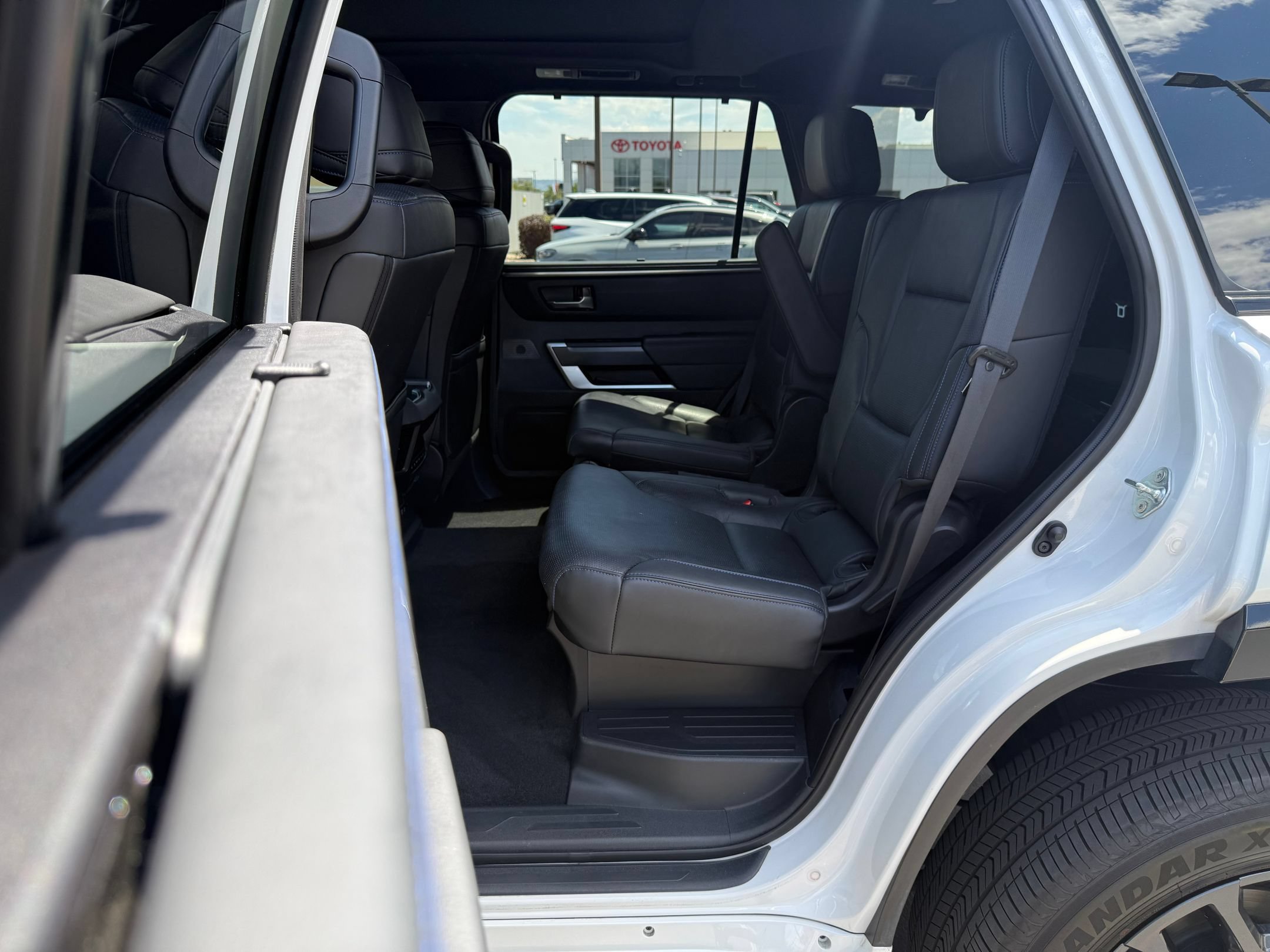 Certified 2023 Toyota Sequoia Platinum AWD/4WD image 26