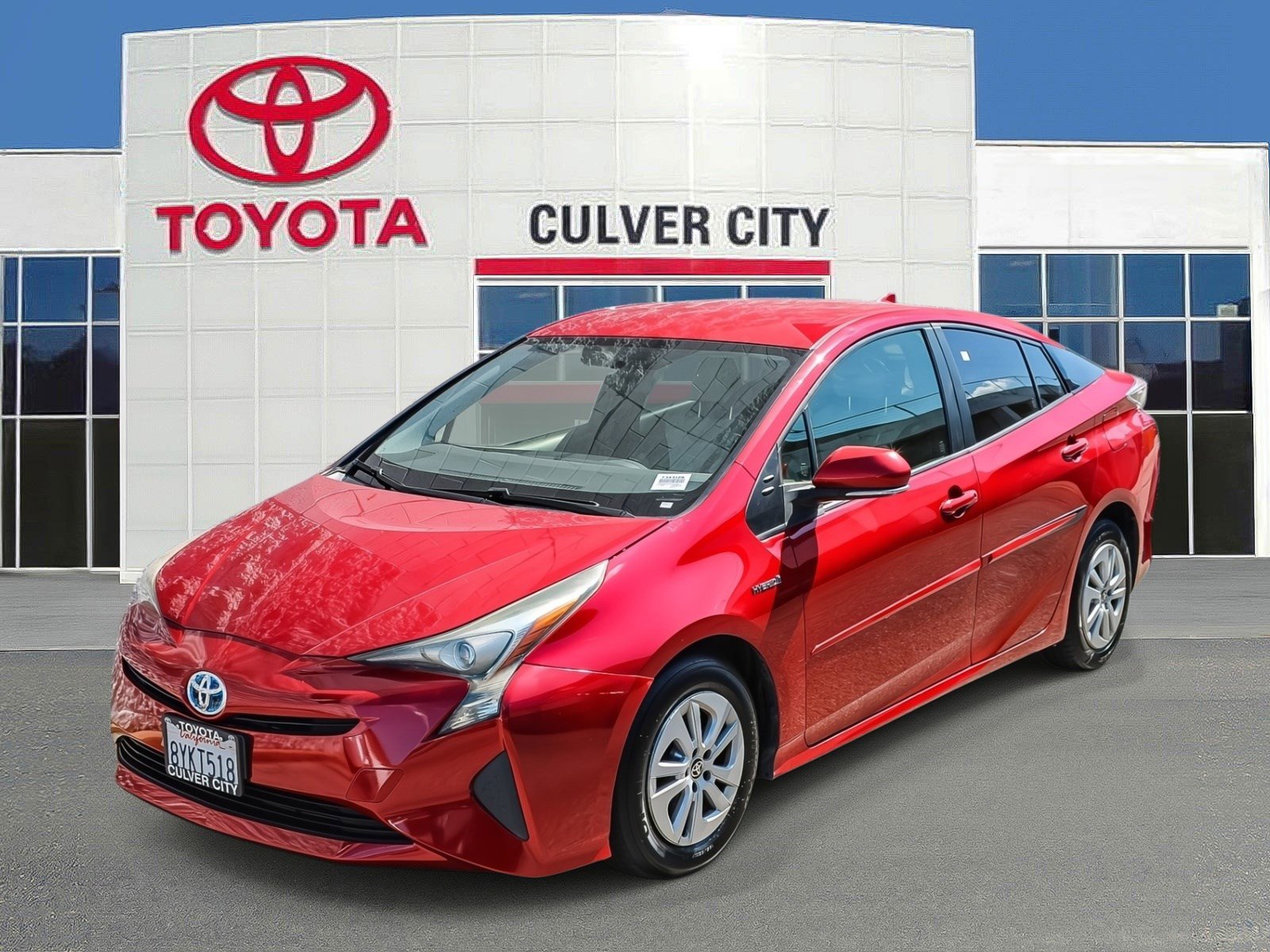 Used 2016 Toyota Prius Two image 1
