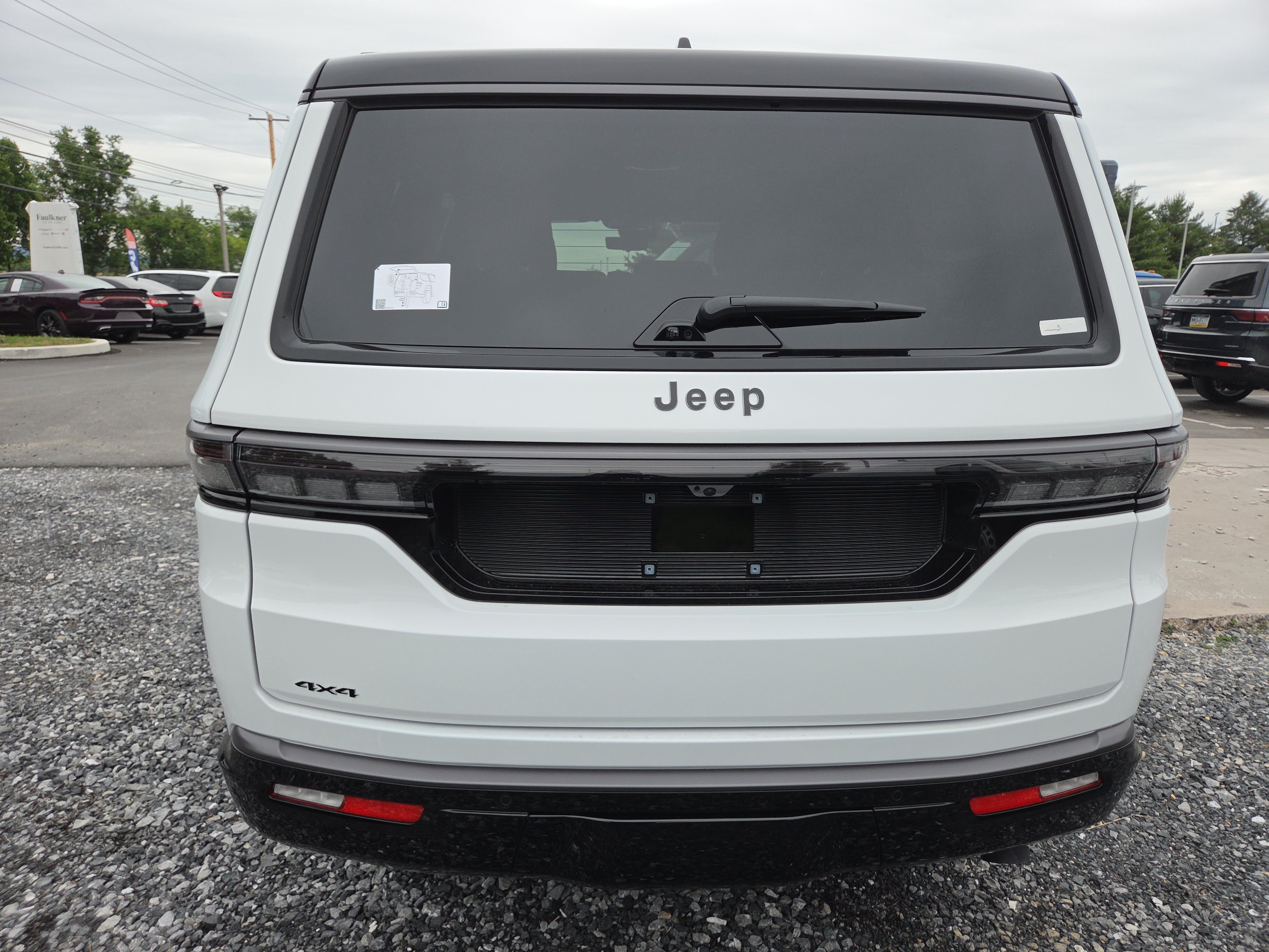 New 2026 Jeep Grand Wagoneer Summit AWD/4WD image 16