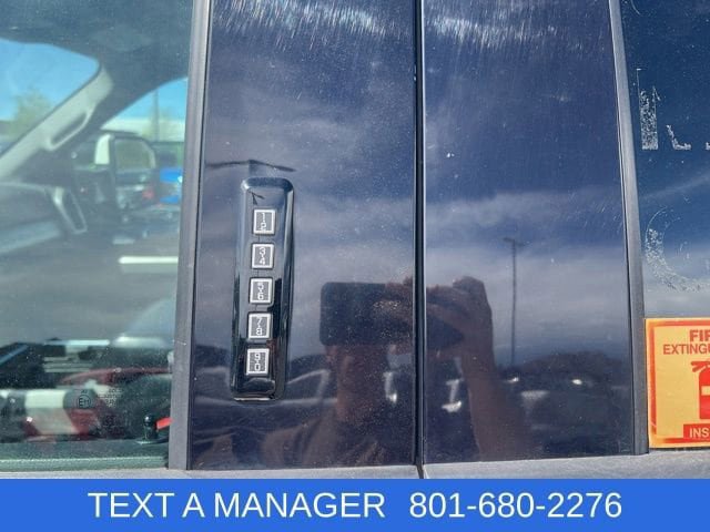Used 2019 Ford F350 Lariat w/ Lariat Value Package AWD/4WD image 21