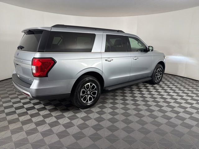 Used 2024 Ford Expedition Max XLT RWD image 7