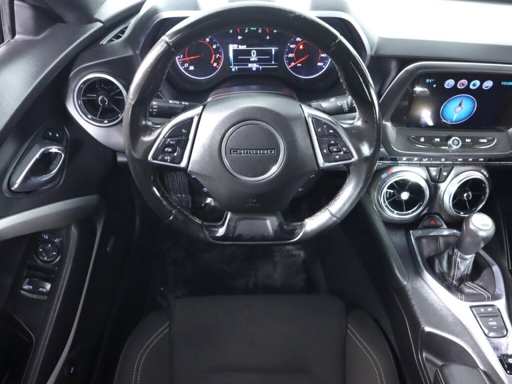 Used 2016 Chevrolet Camaro LT w/ Technology Package image 29