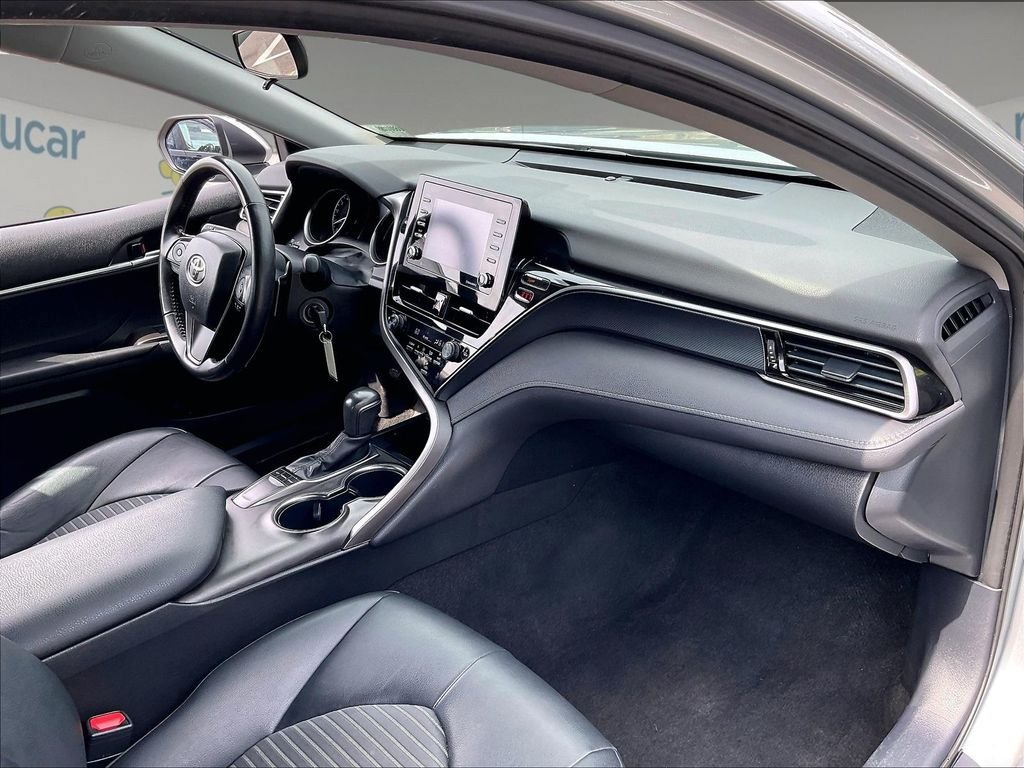 Used 2024 Toyota Camry SE FWD image 13