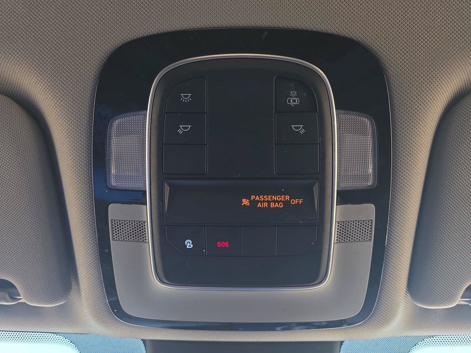 Used 2022 Hyundai Santa Fe XRT AWD/4WD image 17