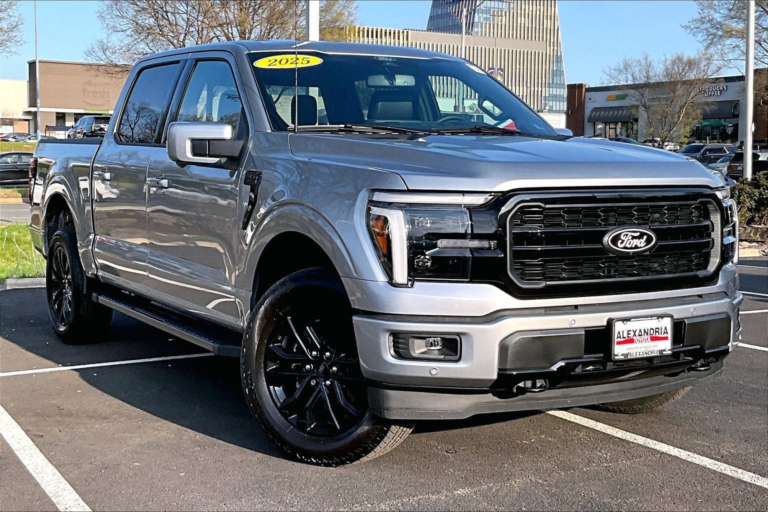 Used 2025 Ford F150 Lariat AWD/4WD image 2