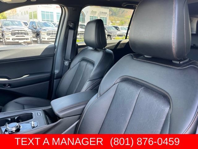 New 2026 Jeep Cherokee Overland w/ Advanced Pro Tech Group AWD/4WD image 14