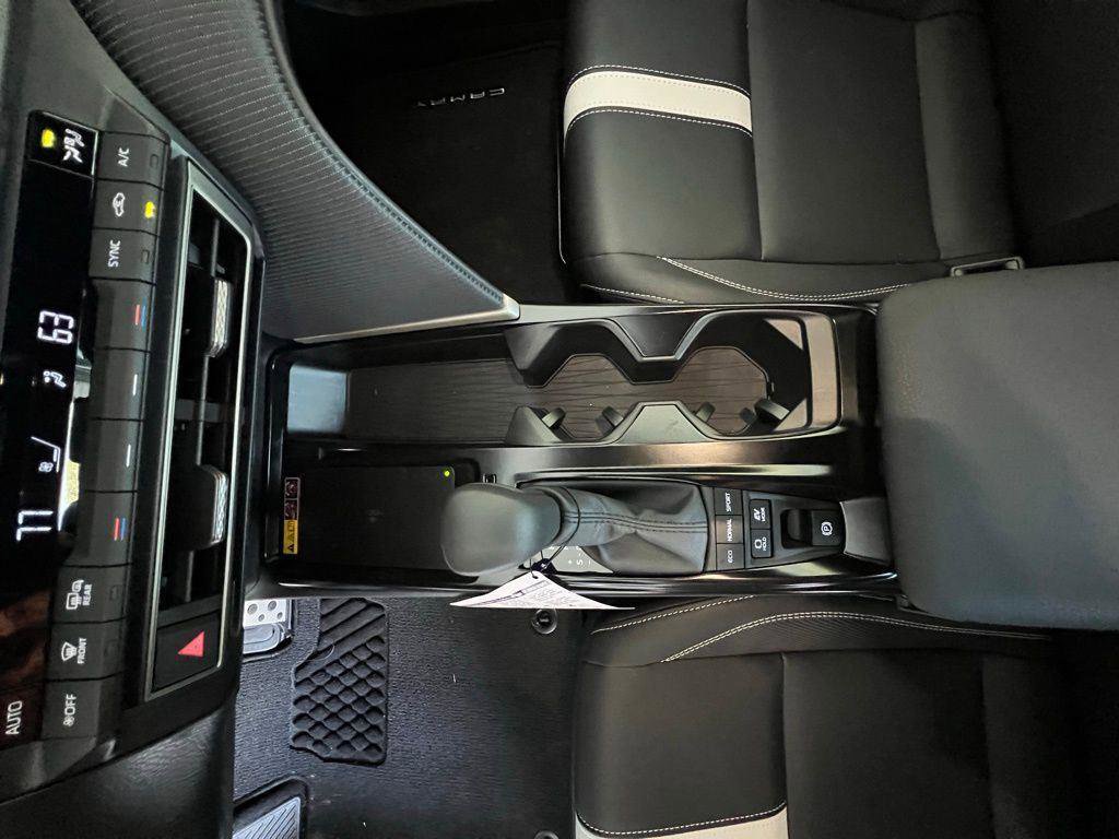 New 2026 Toyota Camry SE w/ Convenience Package image 12