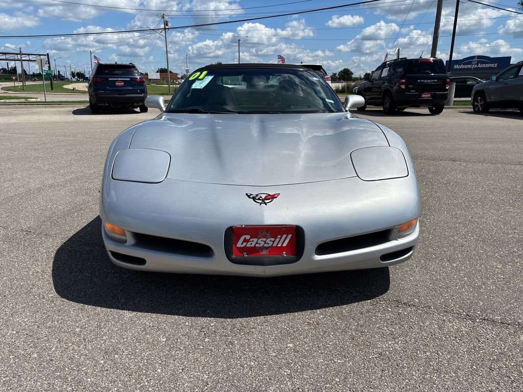 Used 2001 Chevrolet Corvette Convertible w/ Preferred Equipment Group2 RWD image 9