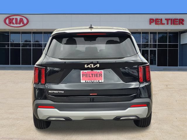 New 2026 Kia Sorento LX FWD image 4
