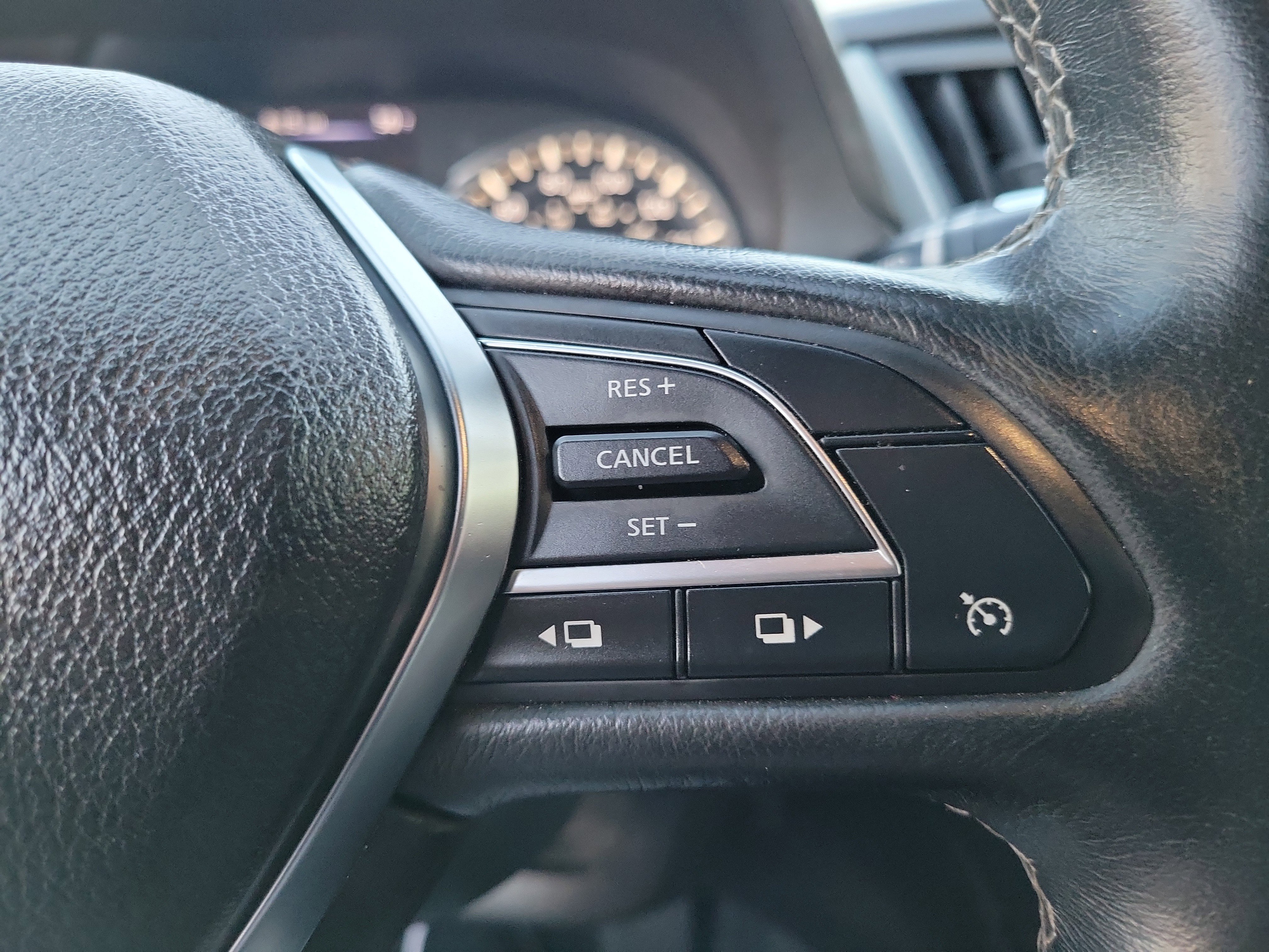 Used 2021 INFINITI Q60 3.0t Pure image 8