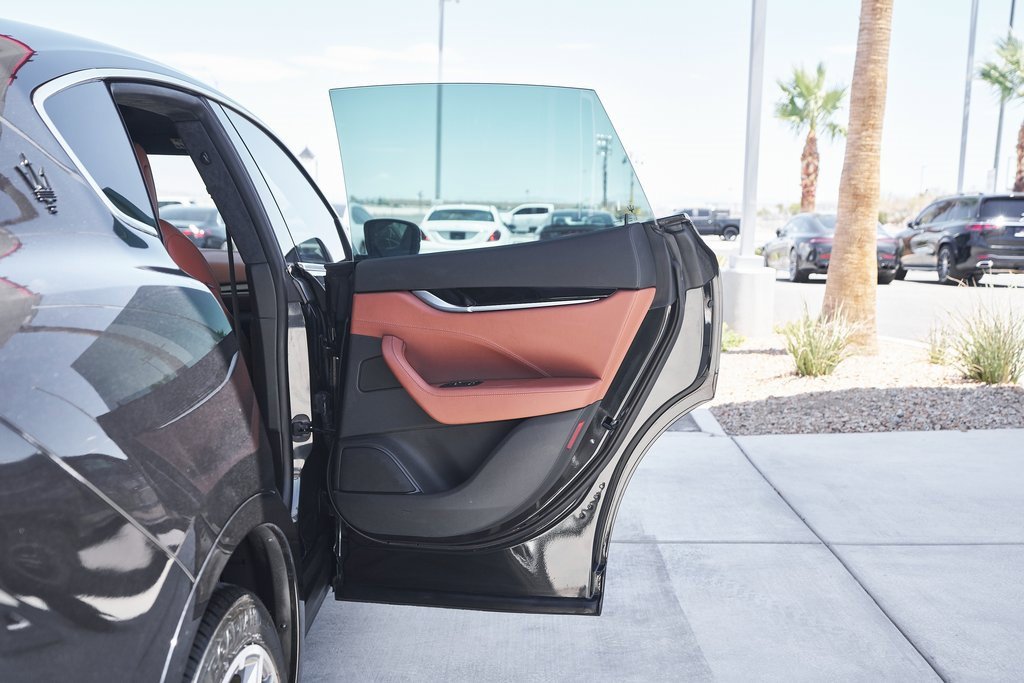 Used 2022 Maserati Levante Modena image 13