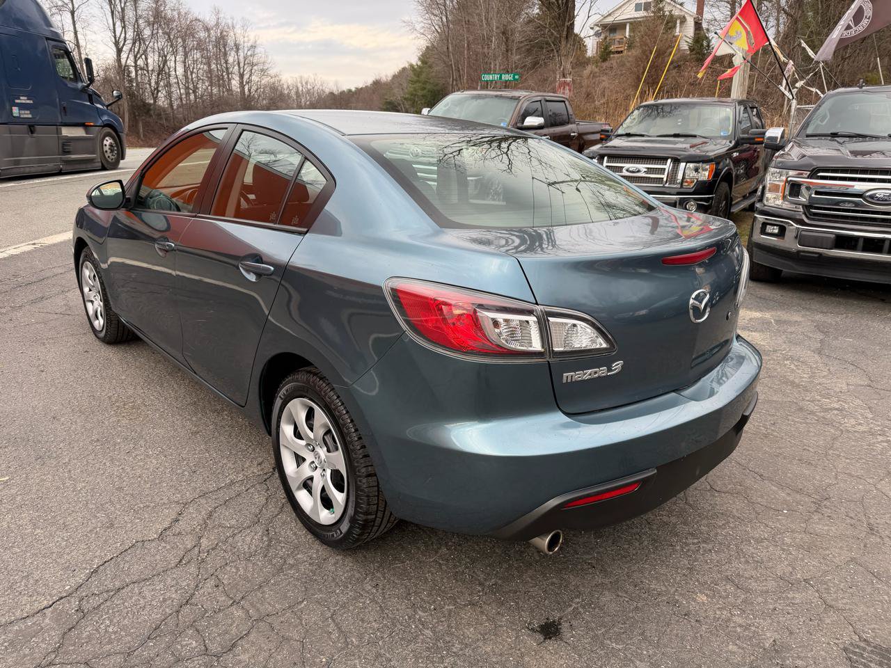Used 2010 MAZDA MAZDA3 i Sport FWD image 5