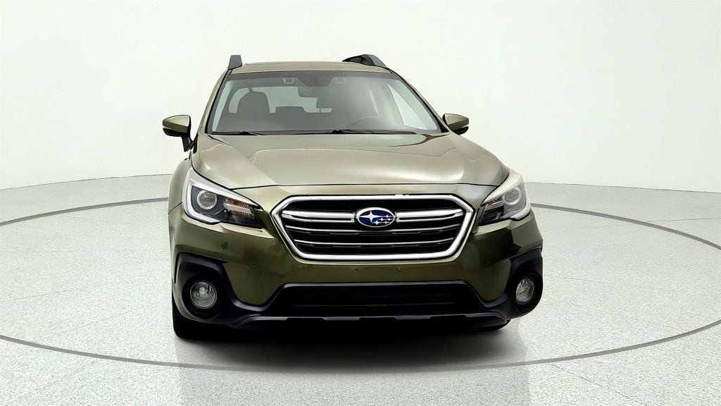 Used 2018 Subaru Outback 2.5i Limited AWD/4WD image 2