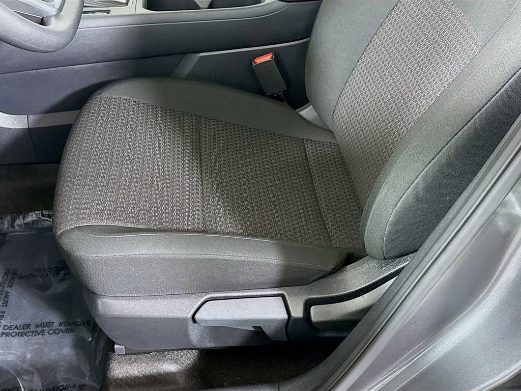 Certified 2025 Nissan Kicks S image 22