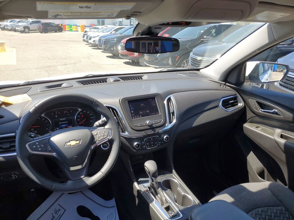 Used 2024 Chevrolet Equinox LT w/ LPO, Floor Liner Package FWD image 25