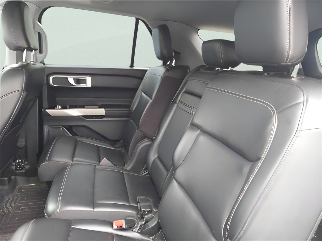 Used 2023 Ford Explorer XLT w/ Equipment Group 202A image 26