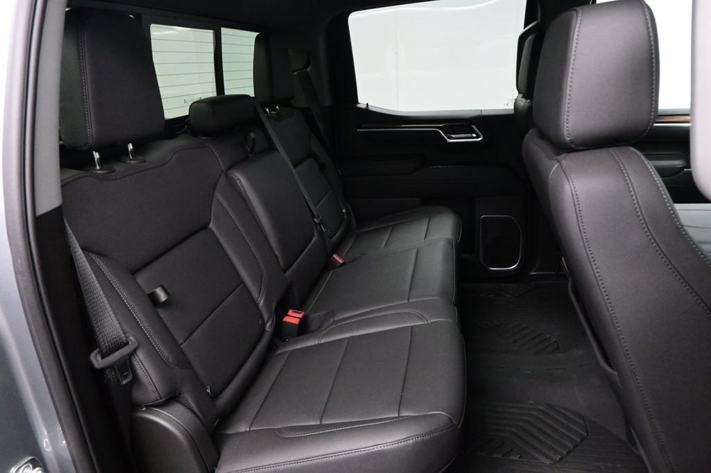 Used 2026 Chevrolet Silverado 1500 RST AWD/4WD image 43