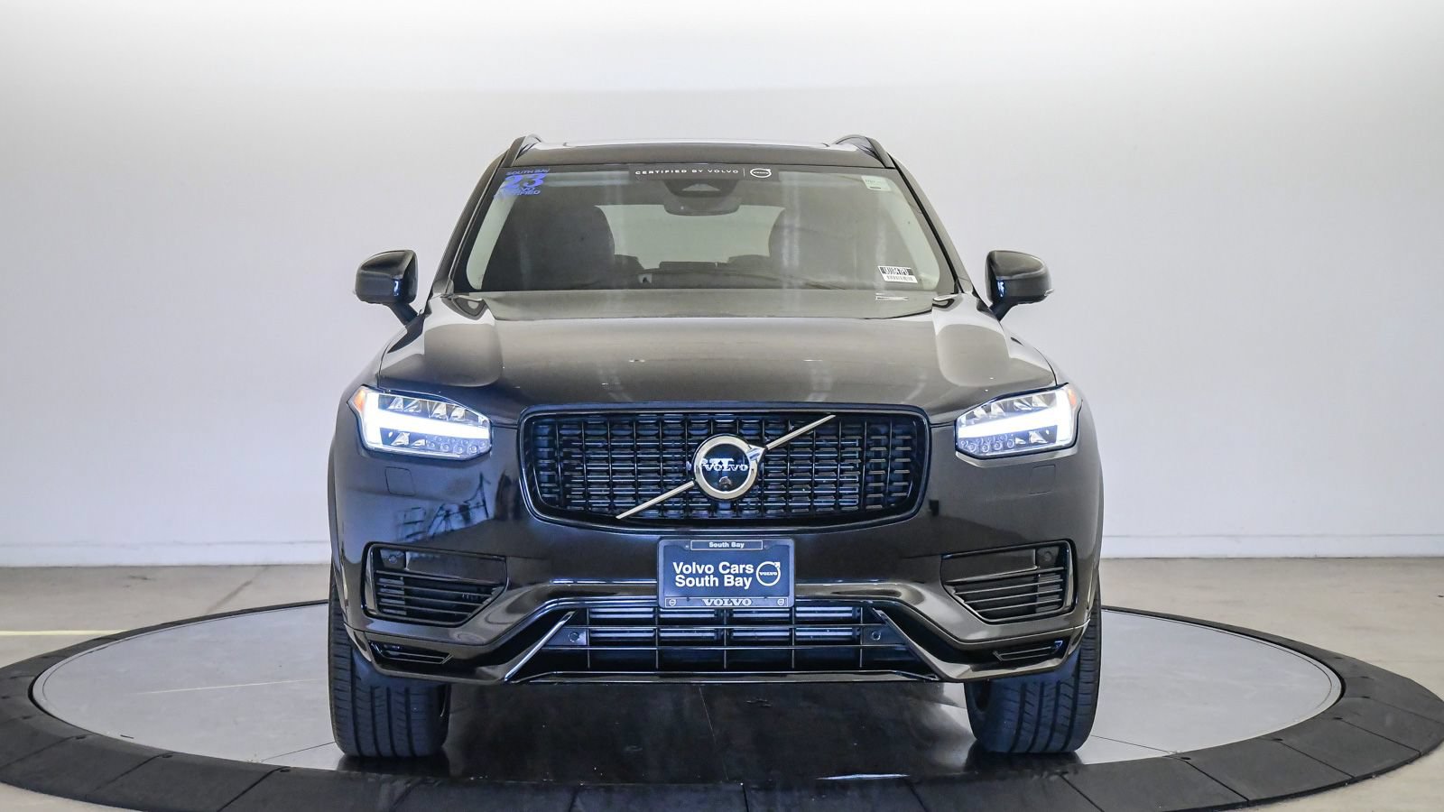 Certified 2023 Volvo XC90 T8 Ultimate AWD/4WD image 7