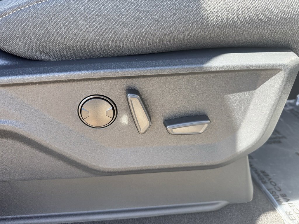 New 2025 Ford F150 XLT w/ Equipment Group 303A High image 58