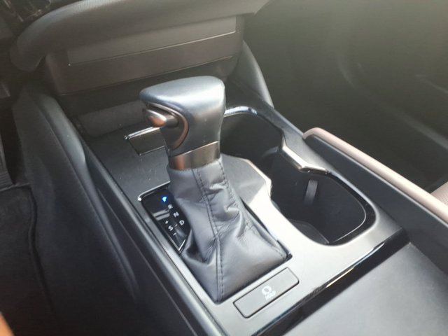 Used 2023 Lexus ES 350 w/ Accessory Package (Z2) FWD image 16