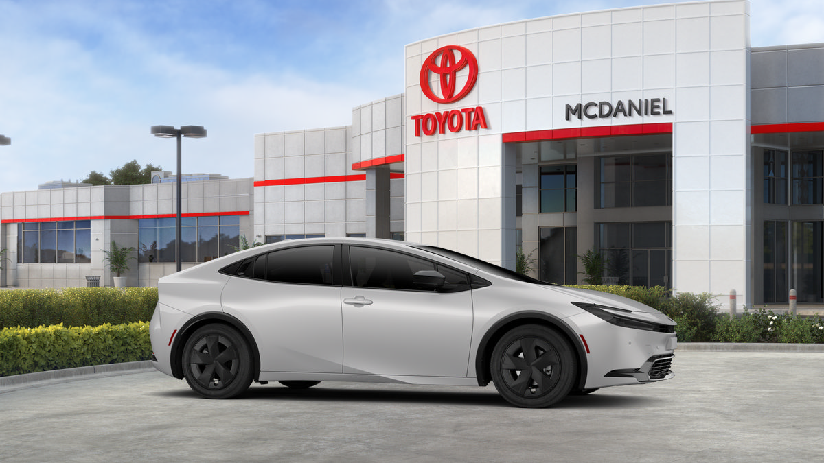 New 2026 Toyota Prius LE FWD image 15