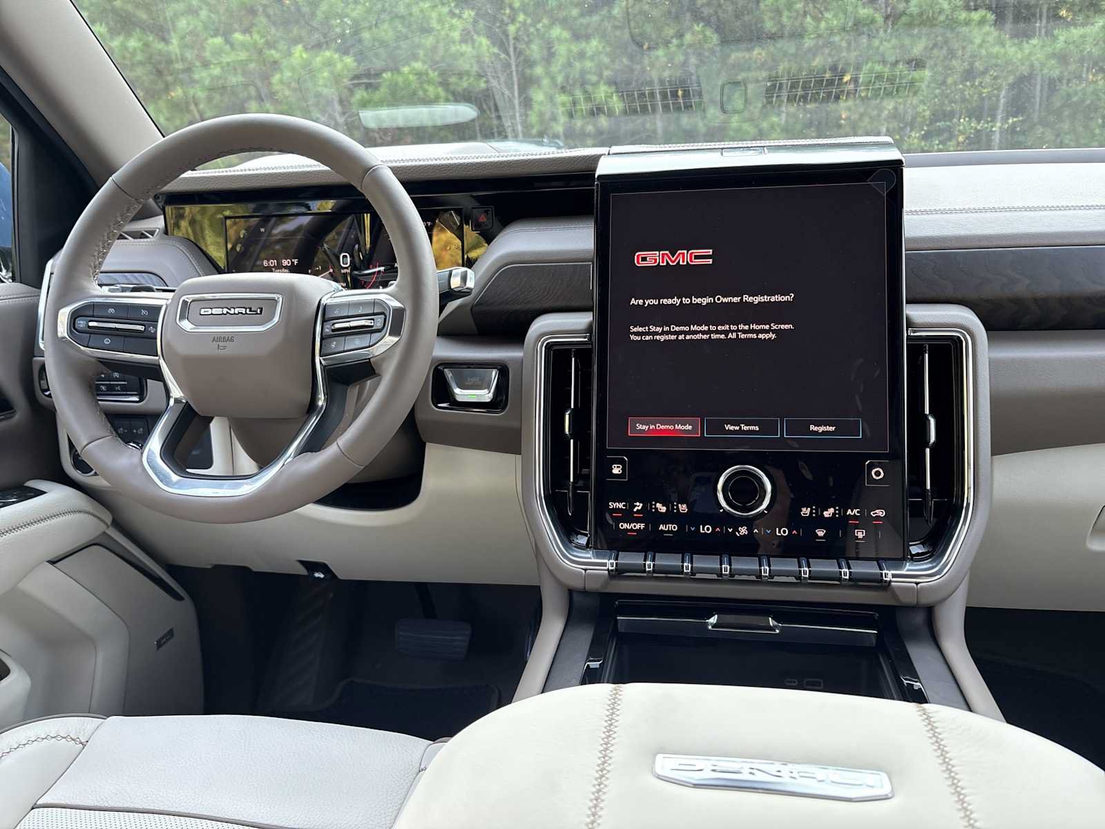 New 2026 GMC Yukon Denali w/ Sun & Power Step Package RWD image 3
