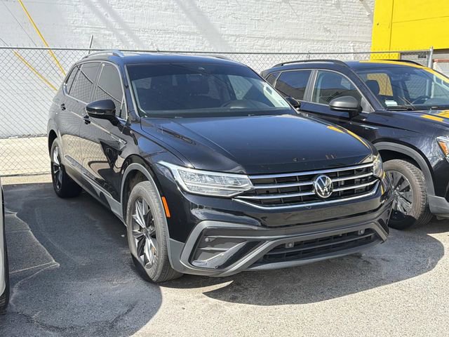 Used 2023 Volkswagen Tiguan SE