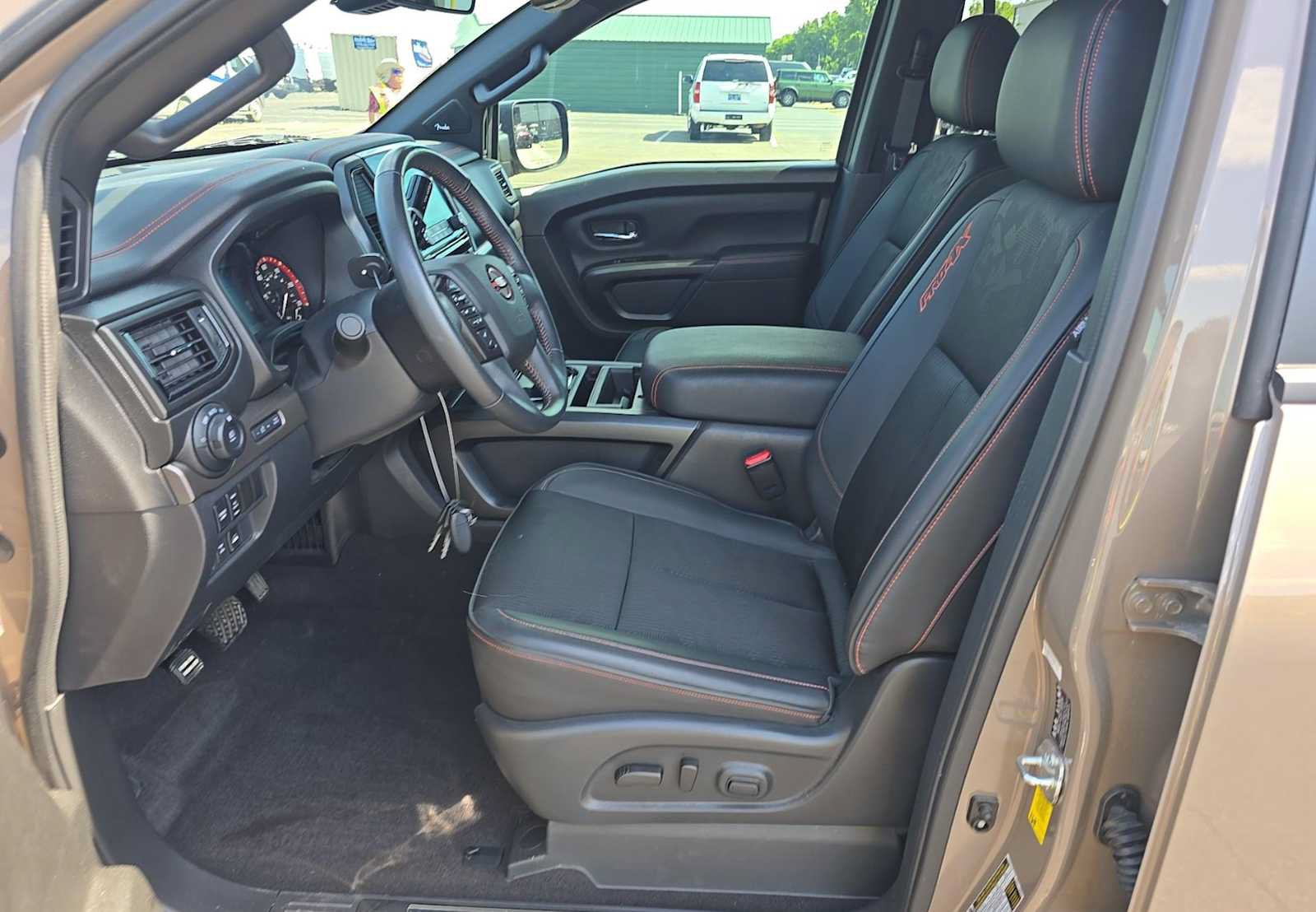 Certified 2023 Nissan Titan PRO-4X w/ Pro-4x Utility Package AWD/4WD image 3