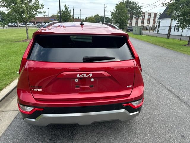 Certified 2024 Kia Niro FWD image 18