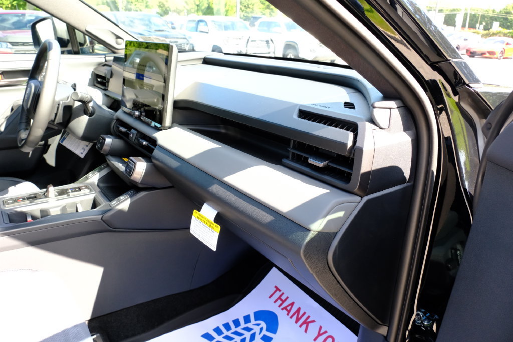 New 2026 Toyota RAV4 XSE w/ Panoramic Sun Roof Package AWD/4WD image 36