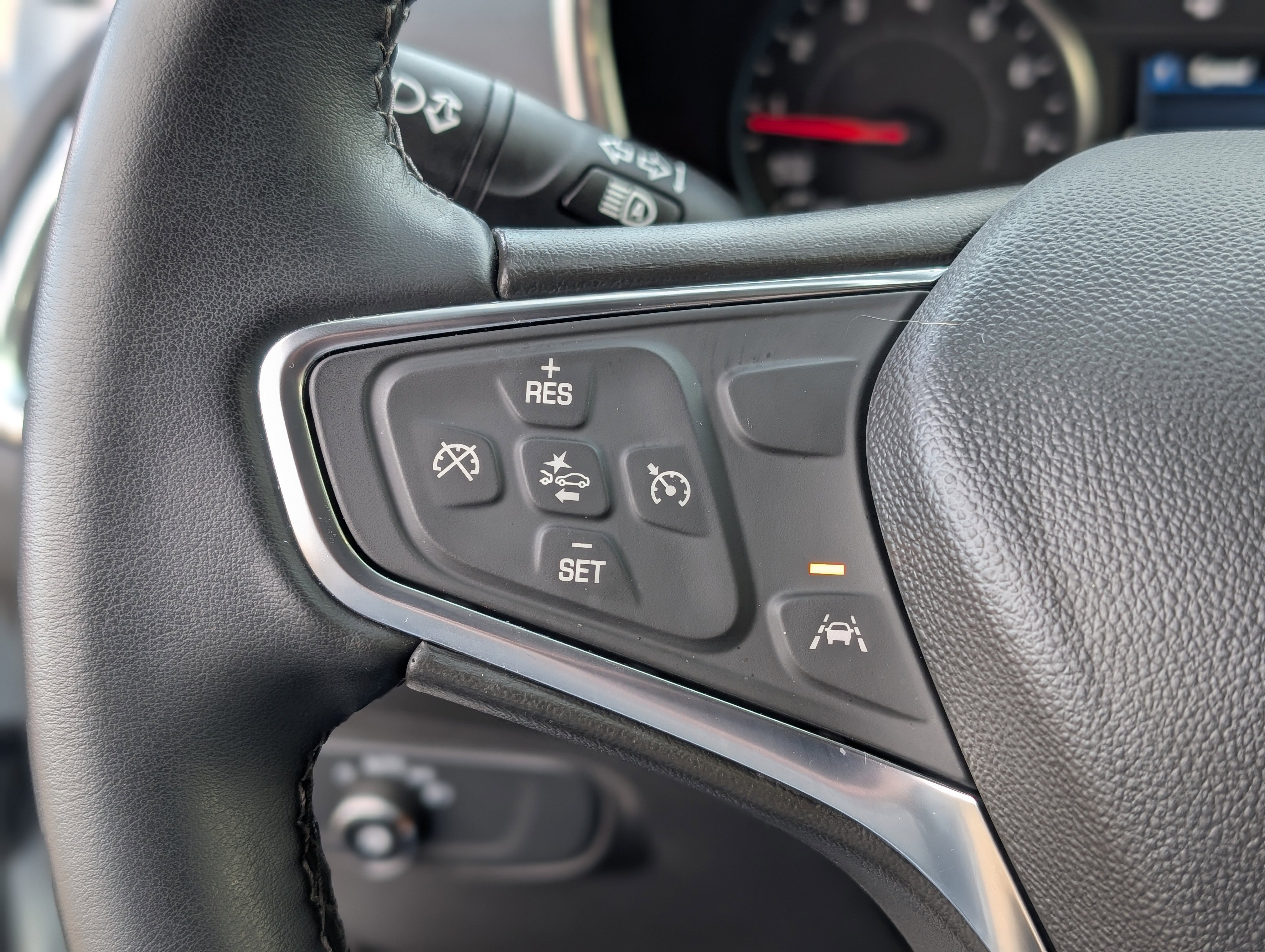 Used 2024 Chevrolet Equinox LT w/ LPO, Floor Liner Package image 19