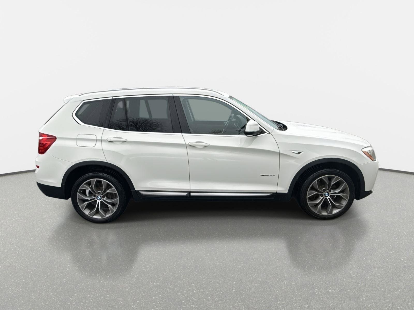Used 2015 BMW X3 xDrive28i image 4