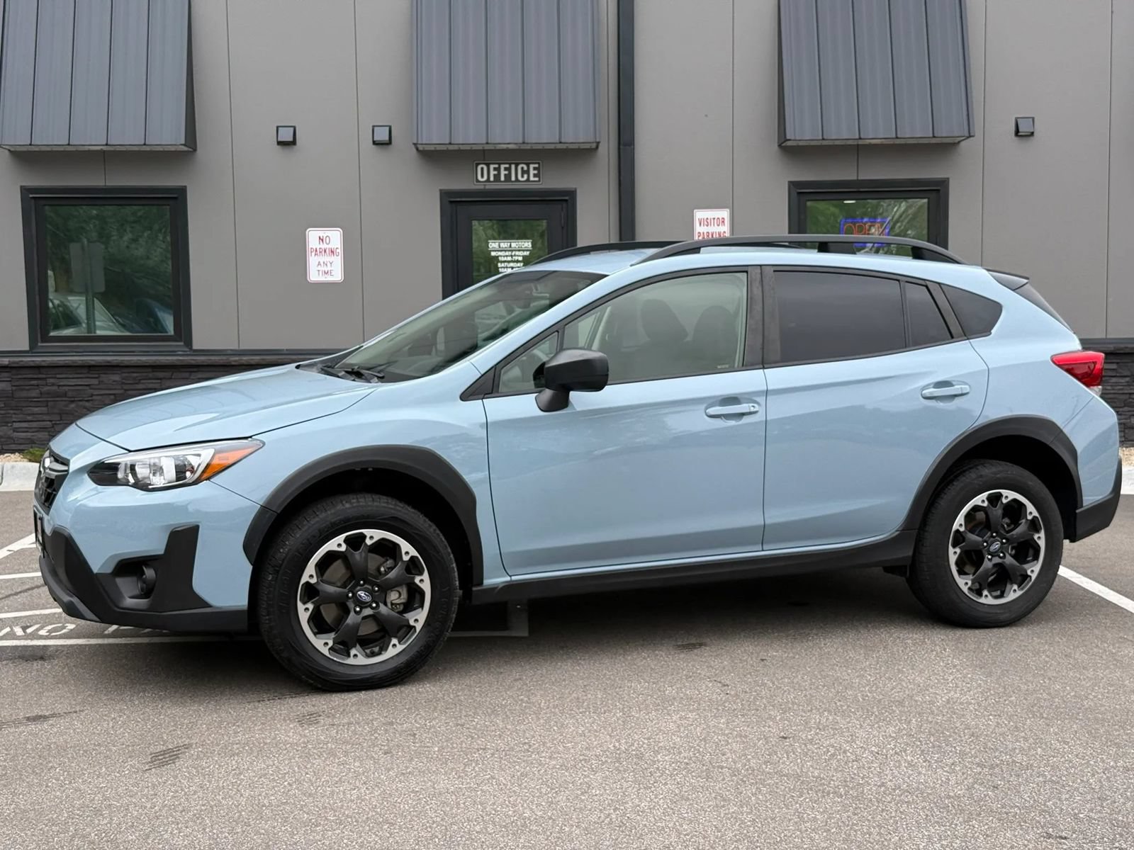Used 2021 Subaru Crosstrek 2.0i w/ Popular Package #3 AWD/4WD image 2