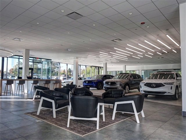 Used 2018 Nissan Pathfinder Platinum image 29