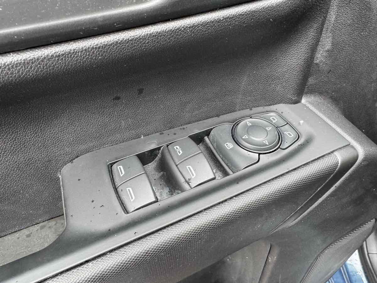 Used 2024 Chevrolet Silverado 1500 Custom image 22