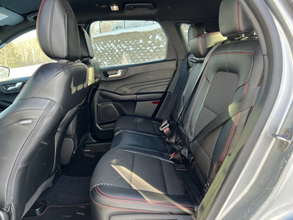 Certified 2023 Ford Escape ST-Line Select image 5