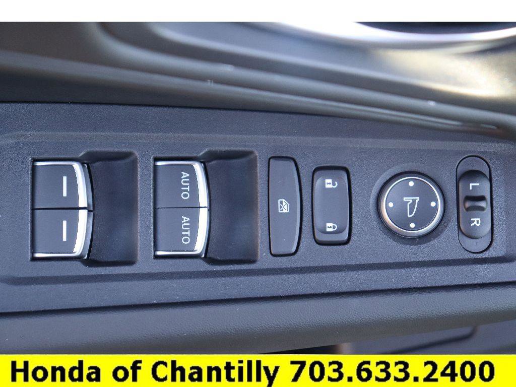 Used 2025 Honda Accord SE image 22