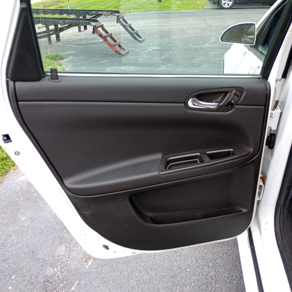 Used 2014 Chevrolet Impala Limited LS FWD image 15