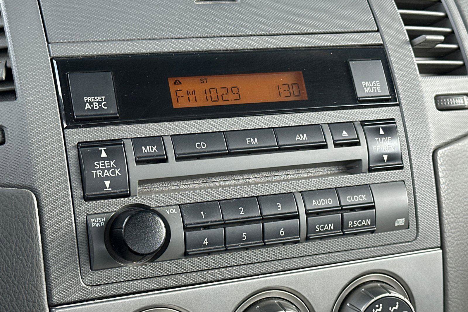 Used 2005 Nissan Altima 2.5 S w/ (S02) Side Airbags Pkg image 17