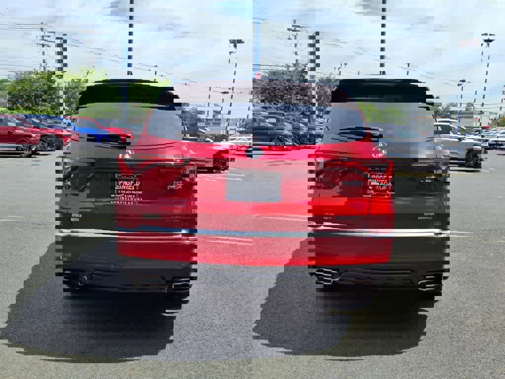 Certified 2024 Acura MDX SH-AWD w/ Advance Package image 5