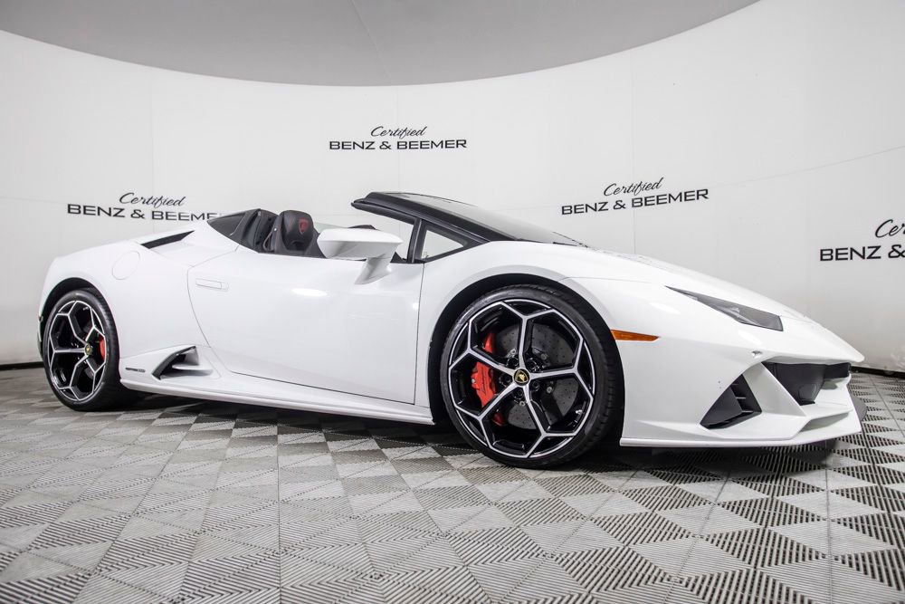 Used 2020 Lamborghini Huracan EVO image 19