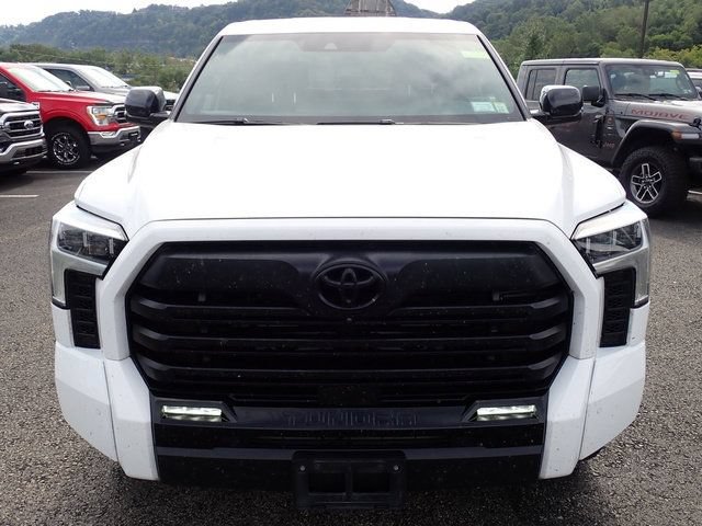 Used 2025 Toyota Tundra Limited AWD/4WD image 9