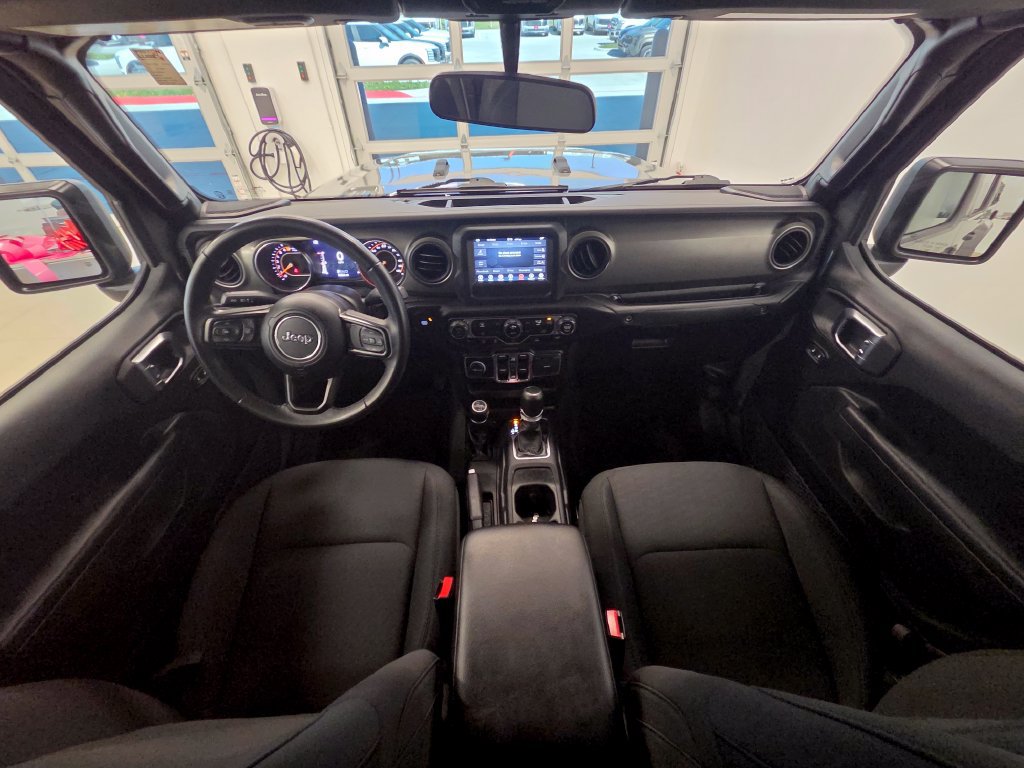Used 2022 Jeep Gladiator Sport AWD/4WD image 23