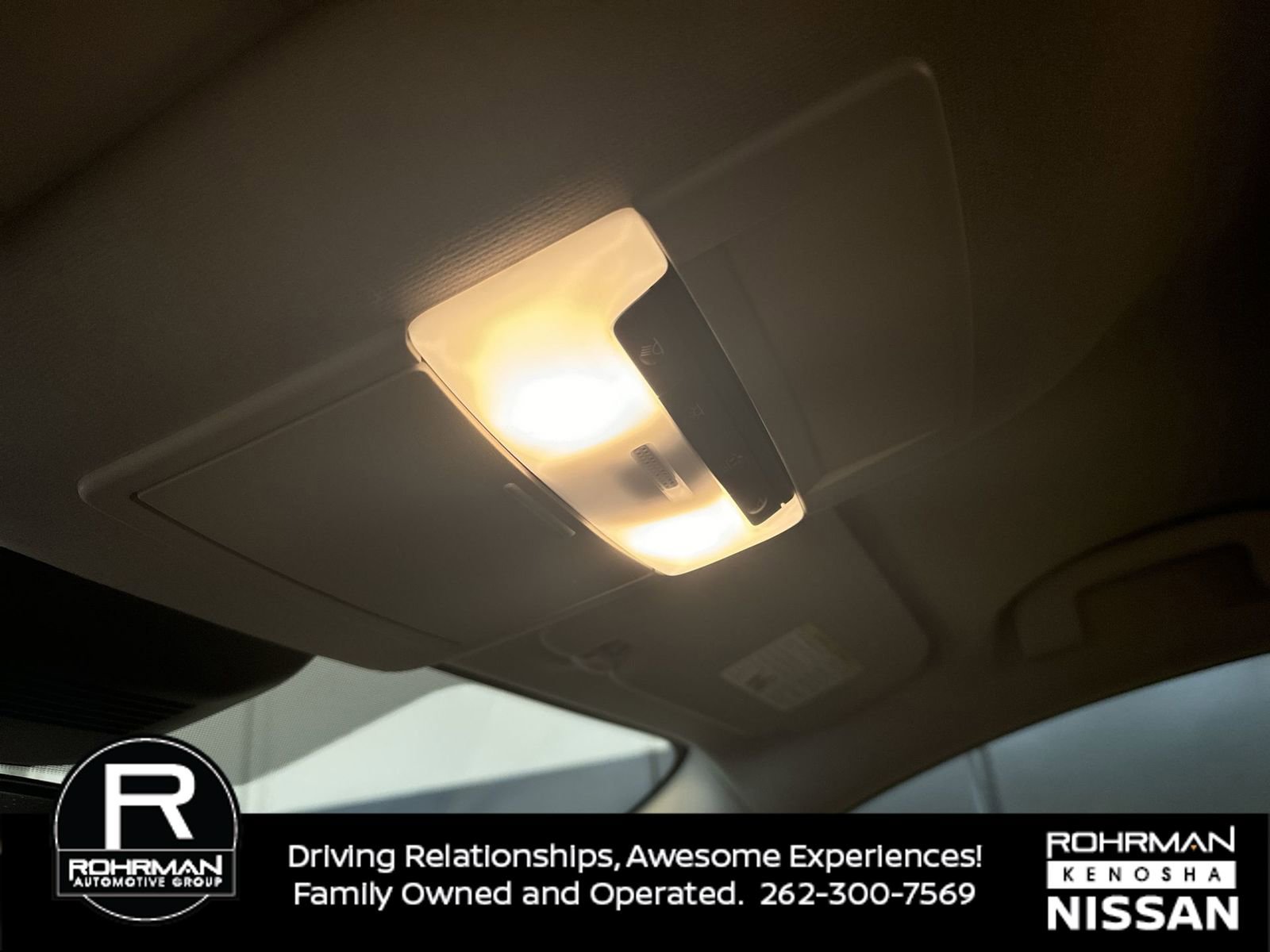 Used 2025 Nissan Sentra SV image 11