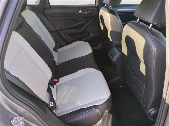 Used 2019 Volkswagen Jetta R-Line w/ R-Line Cold Weather Package FWD image 18