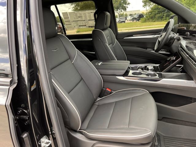 New 2026 Cadillac Escalade Sport w/ Touring Package AWD/4WD image 23