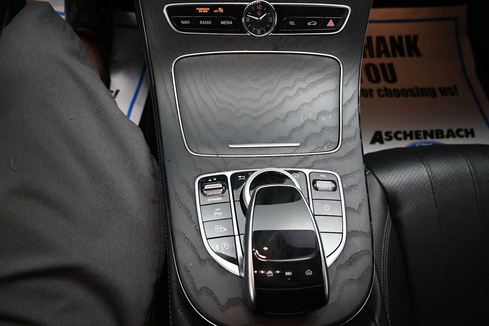 Used 2019 Mercedes-Benz E 300 4MATIC image 38